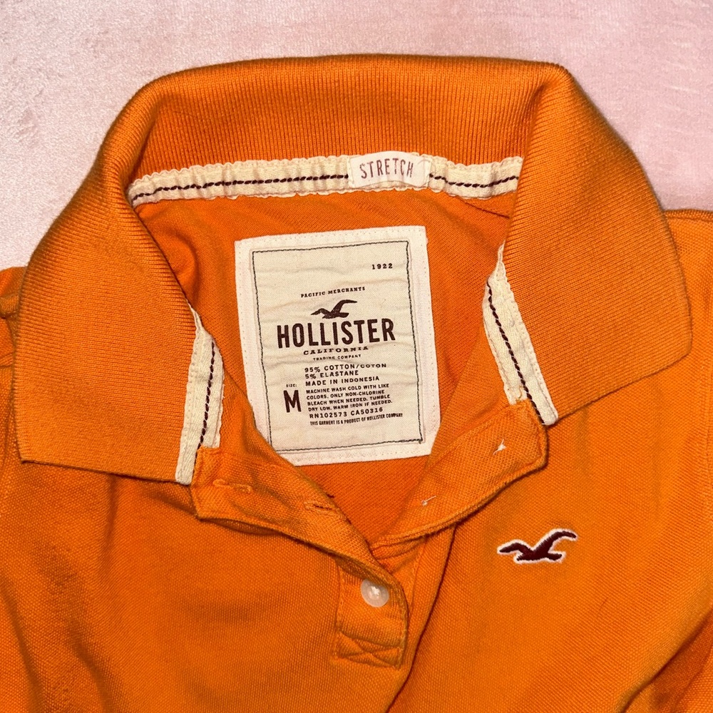 Hollister Orange Stretch Polo Top with Embroidered Logo · Size M - Picture 2 of 6